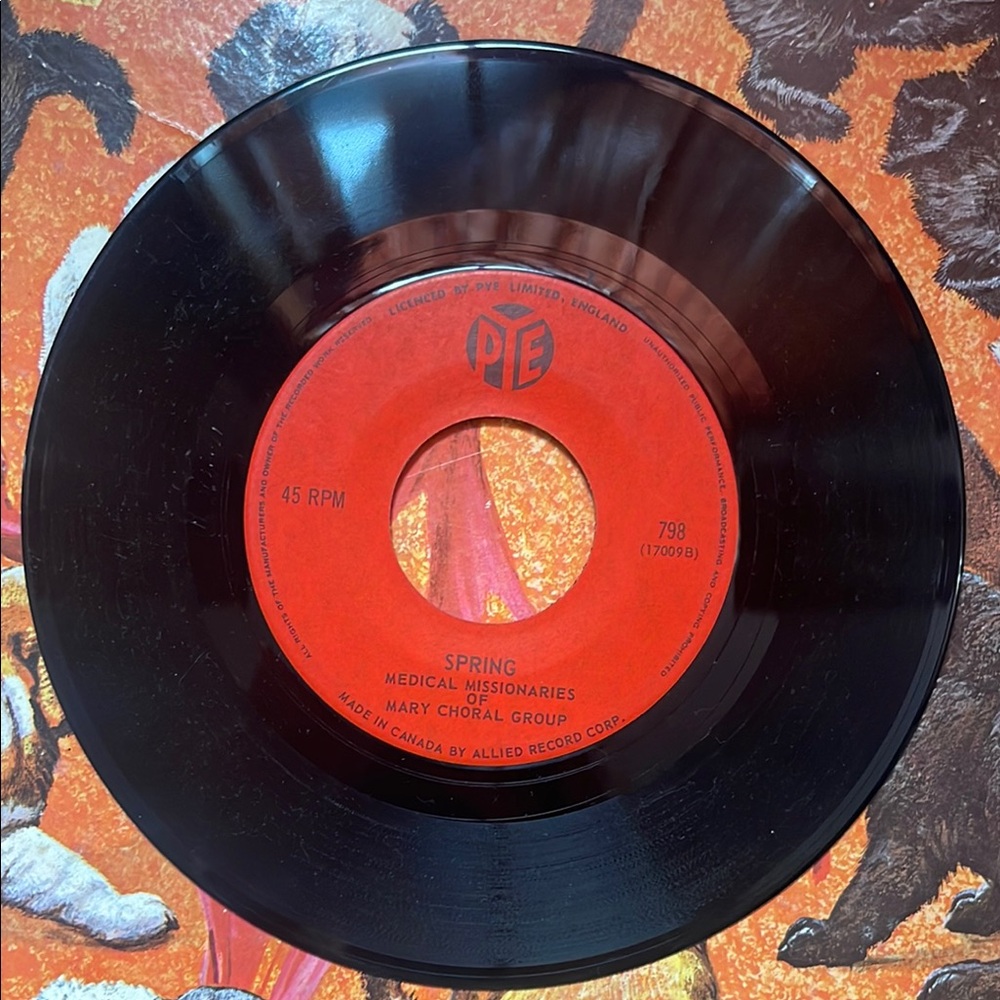 45 rpm Vinyl Record medical missionaries of Mary Choral group